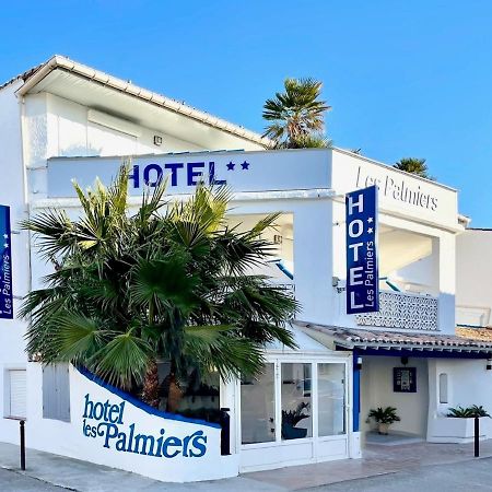 Hotel Les Palmiers En Camargue Saintes-Maries-de-la-Mer Exteriör bild