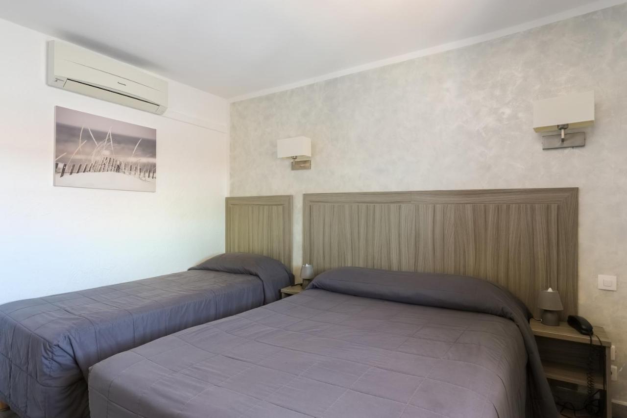 Hotel Les Palmiers En Camargue Saintes-Maries-de-la-Mer Exteriör bild