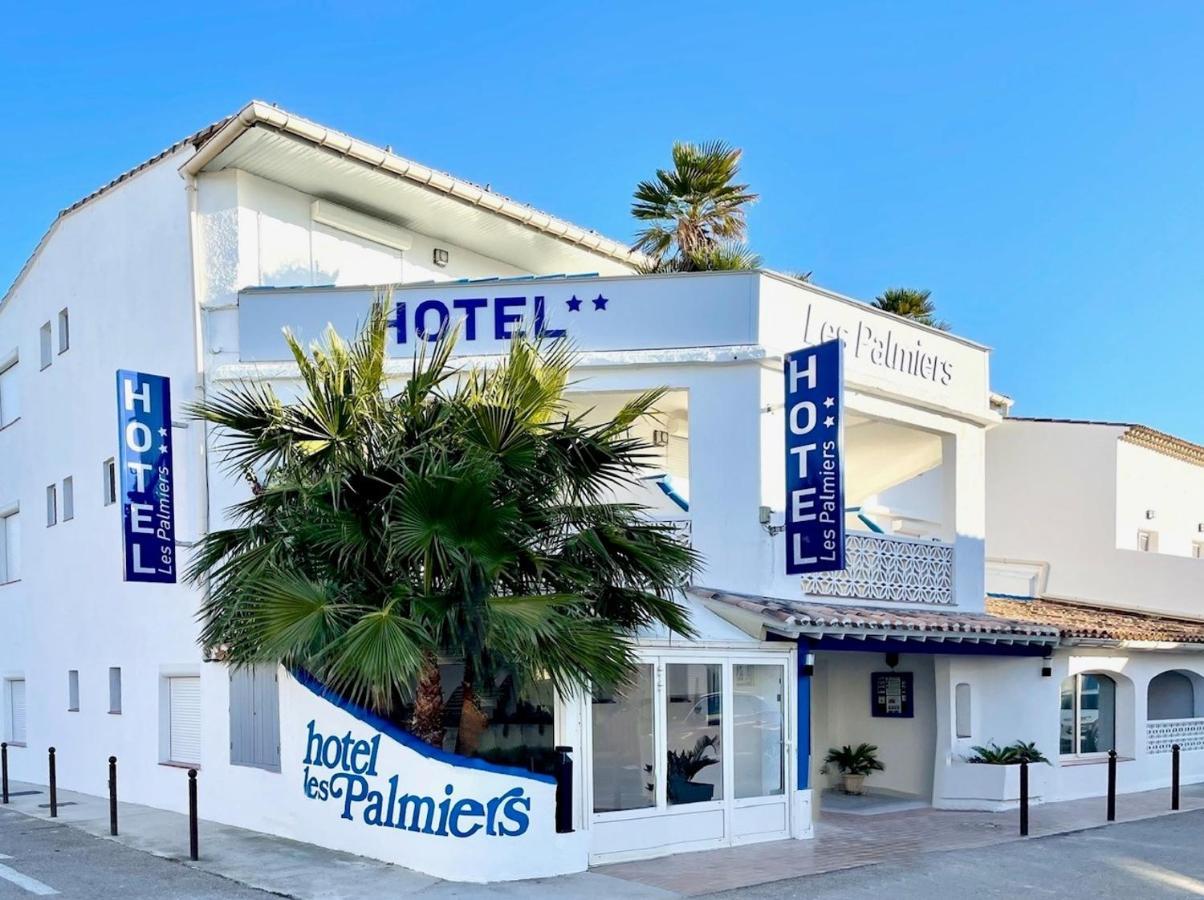 Hotel Les Palmiers En Camargue Saintes-Maries-de-la-Mer Exteriör bild