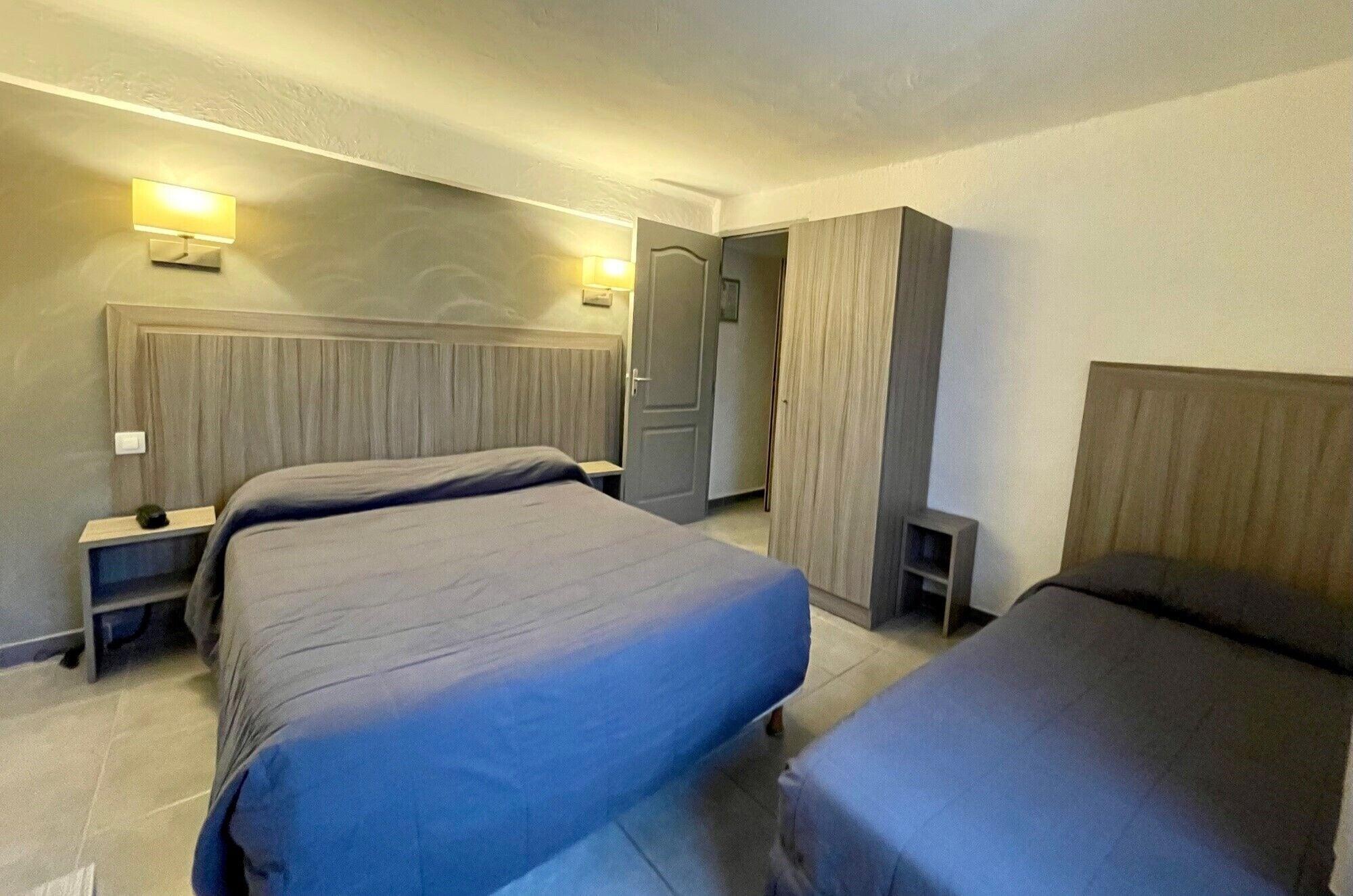 Hotel Les Palmiers En Camargue Saintes-Maries-de-la-Mer Exteriör bild