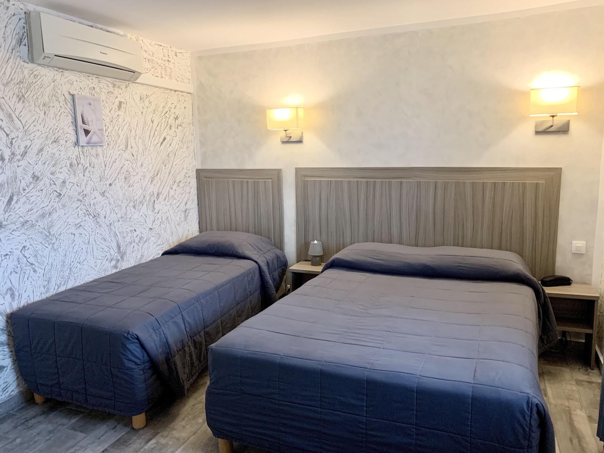 Hotel Les Palmiers En Camargue Saintes-Maries-de-la-Mer Exteriör bild