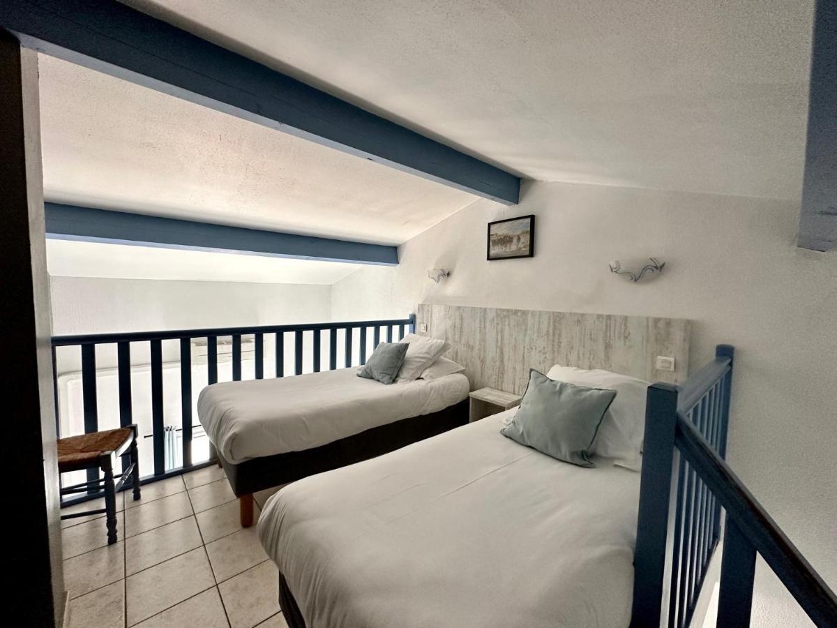 Hotel Les Palmiers En Camargue Saintes-Maries-de-la-Mer Exteriör bild